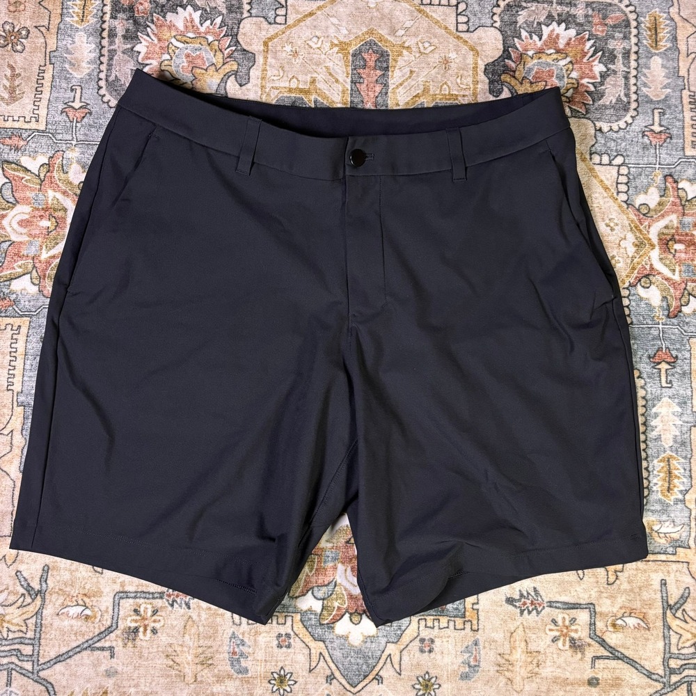 Lululemon Mens Commission Golf Shorts Sz 36 Black Stretch Athletic Gym Business